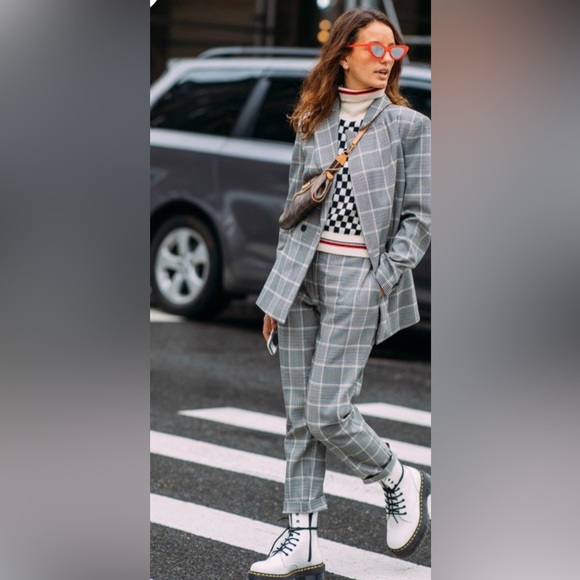 Doc Martens Zavala 8-Eyelet Combat Boots SIZE: 8 US M - Picture 8 of 8